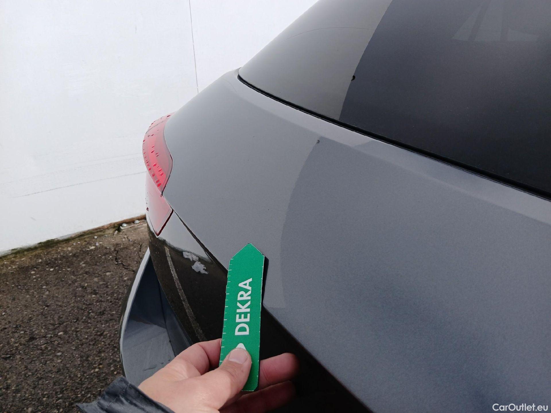  Volkswagen  T-ROC VOLKSWAGEN  / 2021 / 5P / todoterreno Life 2.0 TDI 110kW (150CV) DSG #20