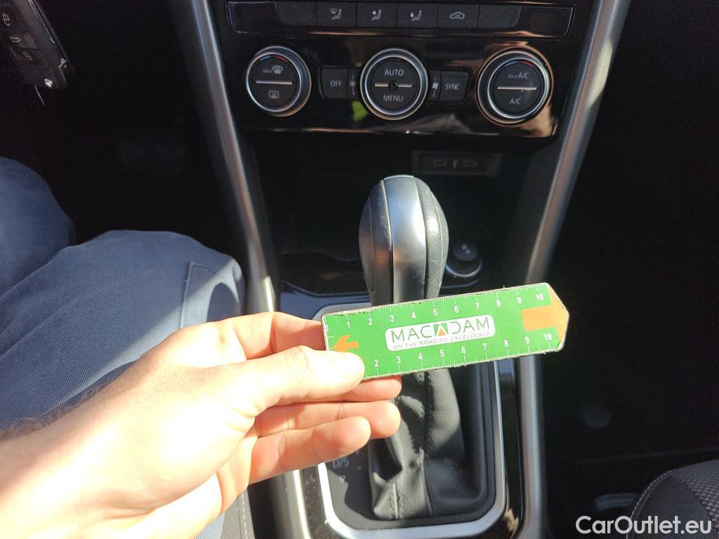  Volkswagen  T-ROC  Advance 2.0 TDI 150CV AT7 E6d #21