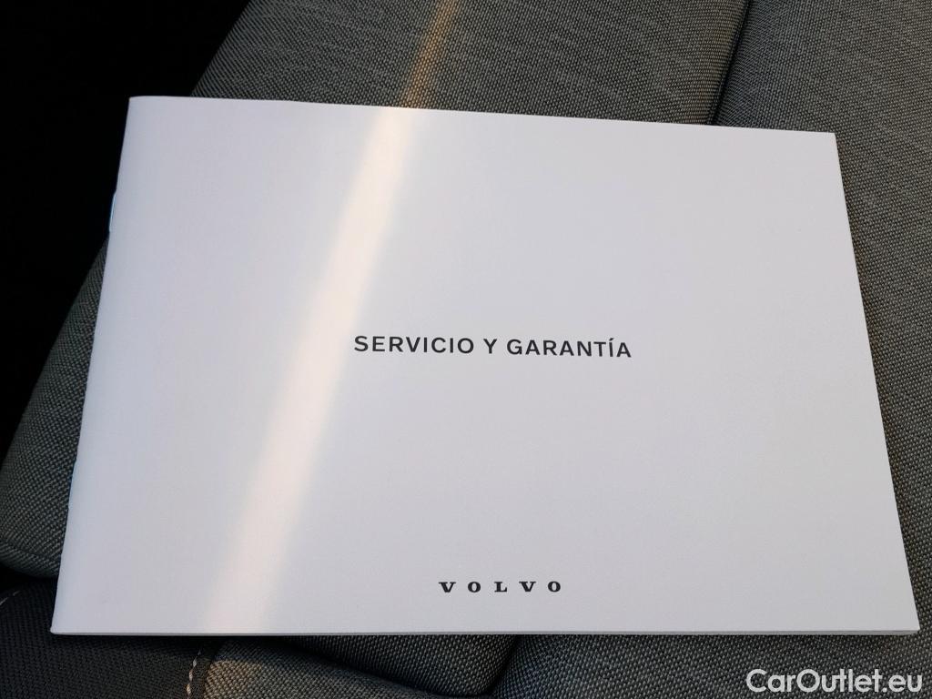  Volvo  XC 40 VOLVO XC40 / 2021 / 5P / todoterreno 2.0 B3 G Core Dark Auto #9