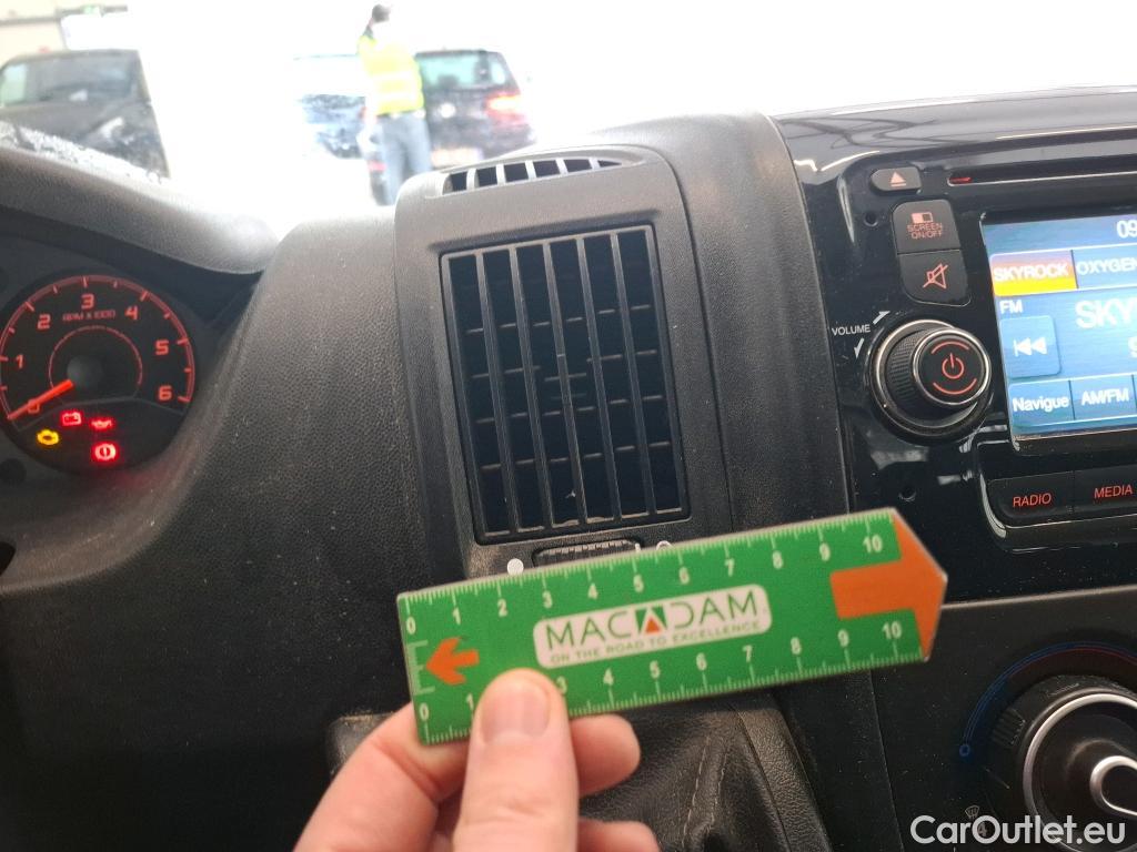  Citroen  Jumper CITROEN  Benne SC VU 2p Pick-up 35 L2 BlueHDi 130 BVM6 Confort #16