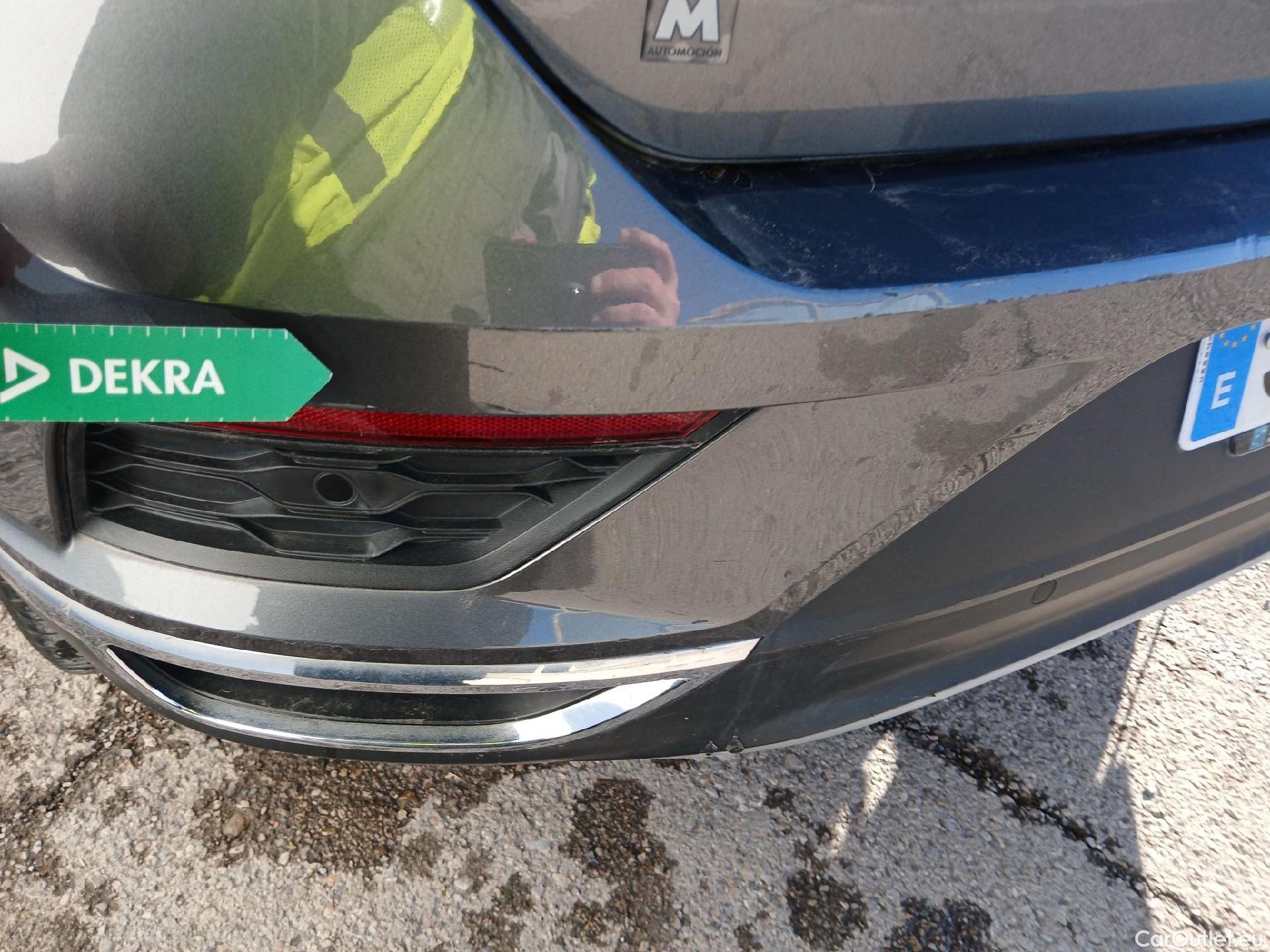  Volkswagen  T-ROC VOLKSWAGEN  / 2017 / 5P / todoterreno Advance 2.0 TDI 110kW (150CV) DSG (AC2) #39