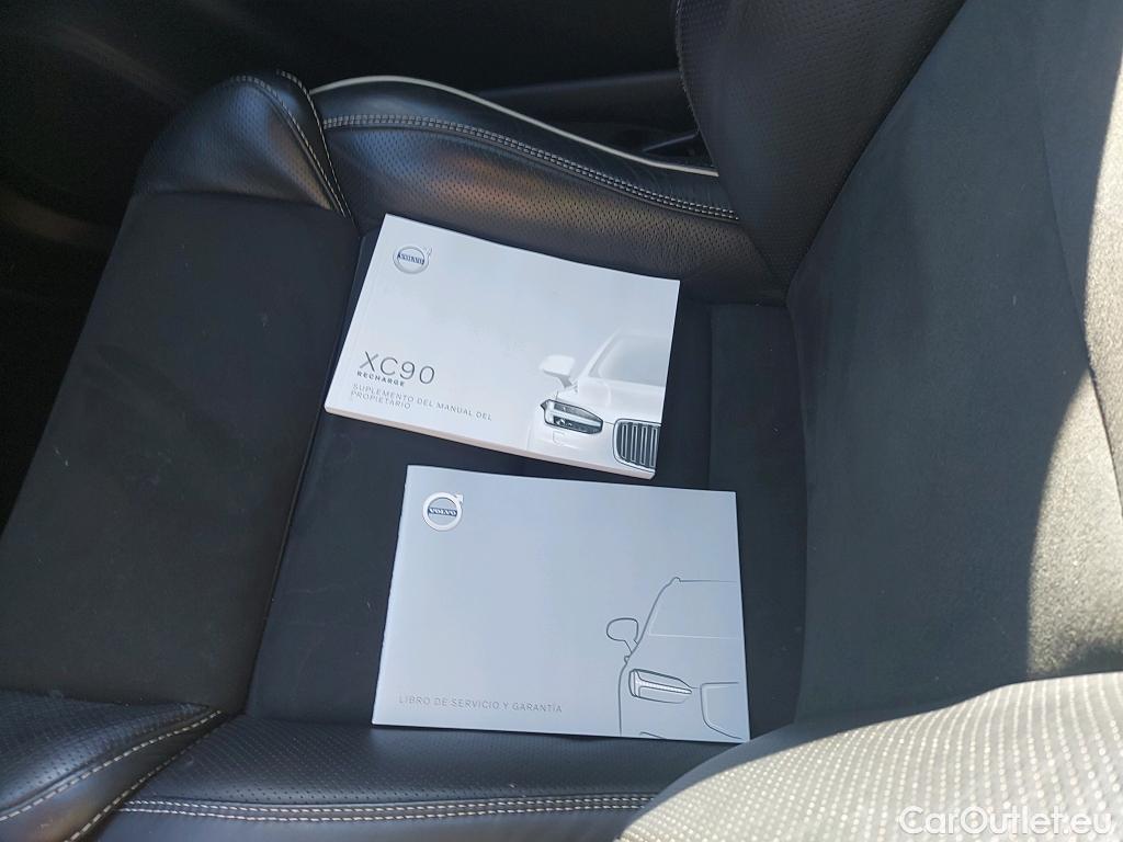 Volvo  XC90 VOLVO  / 2019 / 5P / todoterreno 2.0 T8 AWD Recharge R-Design Auto #19