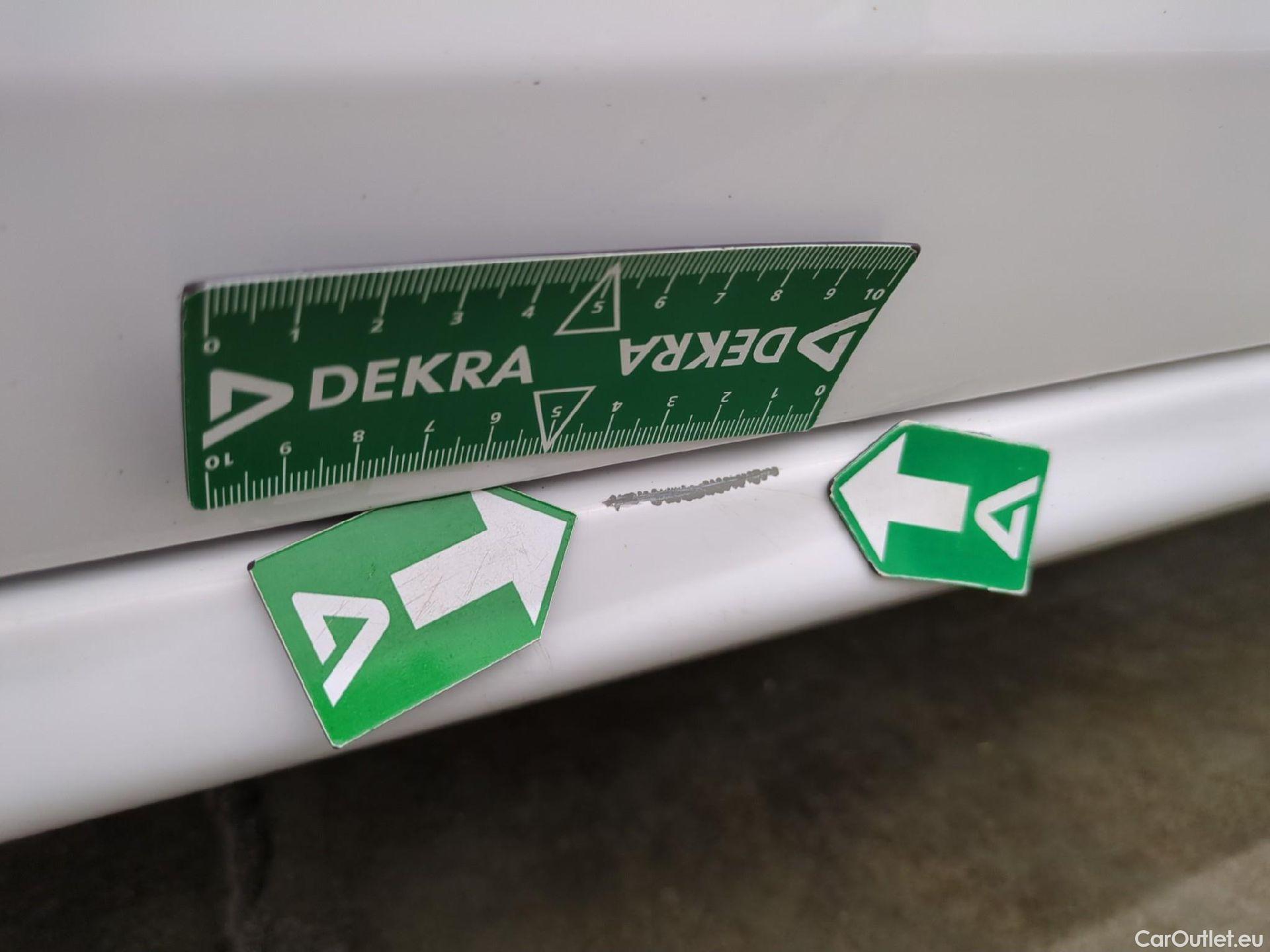  Peugeot  208  Affaire Premium Pack 1.5 HDi 100CV BVM5 E6dT #47