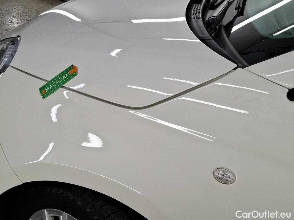  Fiat  500 FIAT   2015 3P Berline Hybrid 1.0 BSG 70 ch Dolcevita #4