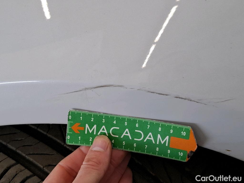  Mercedes  A-Klasse MERCEDES-BENZ Classe A Compact / 2018 / 5P / Berline A 180 d Business Line 8G-DCT #39