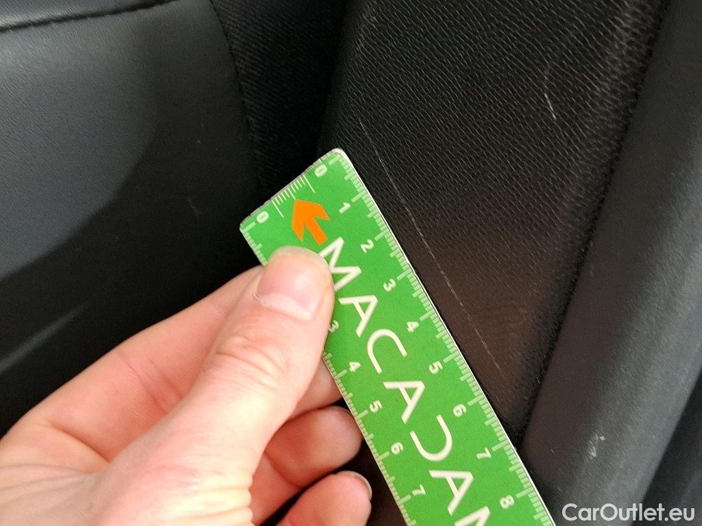  Peugeot  3008 PEUGEOT  / 2020 / 5P / SUV BlueHDi 130 S&S EAT8 Allure Pack #43