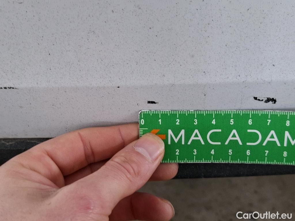  Mercedes  A-Klasse MERCEDES-BENZ Classe A Compact / 2018 / 5P / Berline A 180 d Business Line 8G-DCT #18