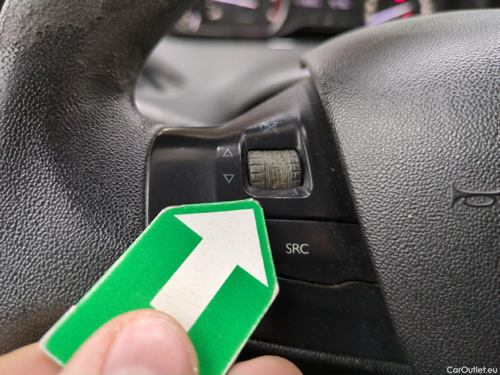  Peugeot  208  Affaire Premium Pack 1.5 HDi 100CV BVM5 E6dT #5