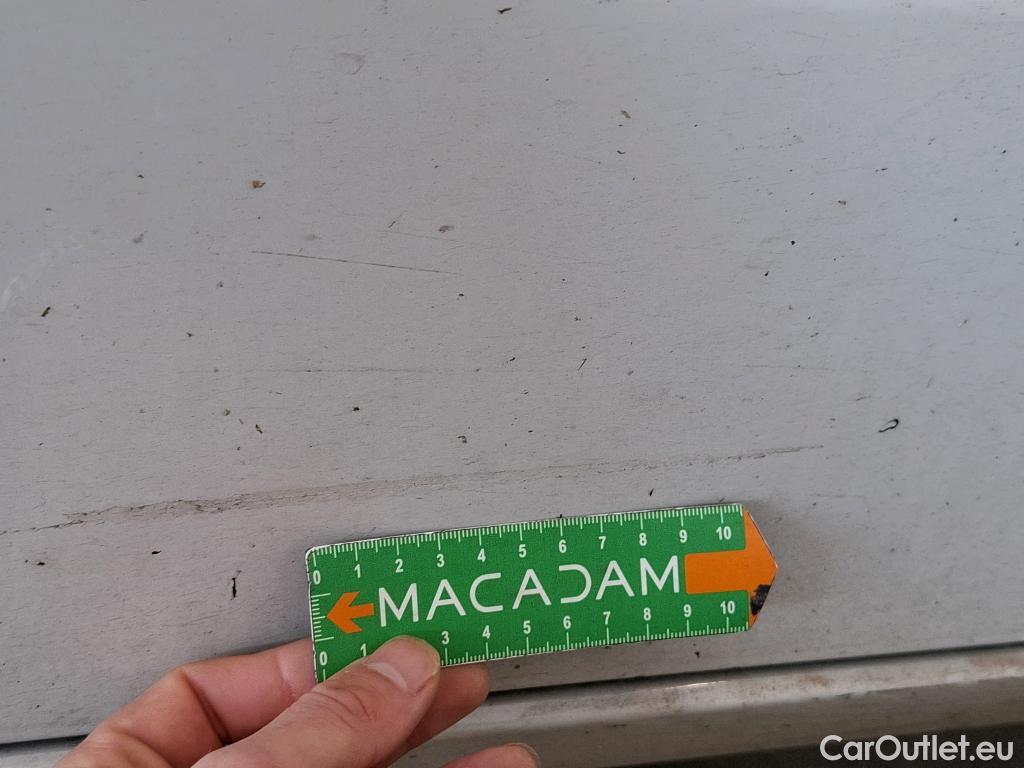  Mercedes  A-Klasse MERCEDES-BENZ Classe A Compact / 2018 / 5P / Berline A 180 d Business Line 8G-DCT #6