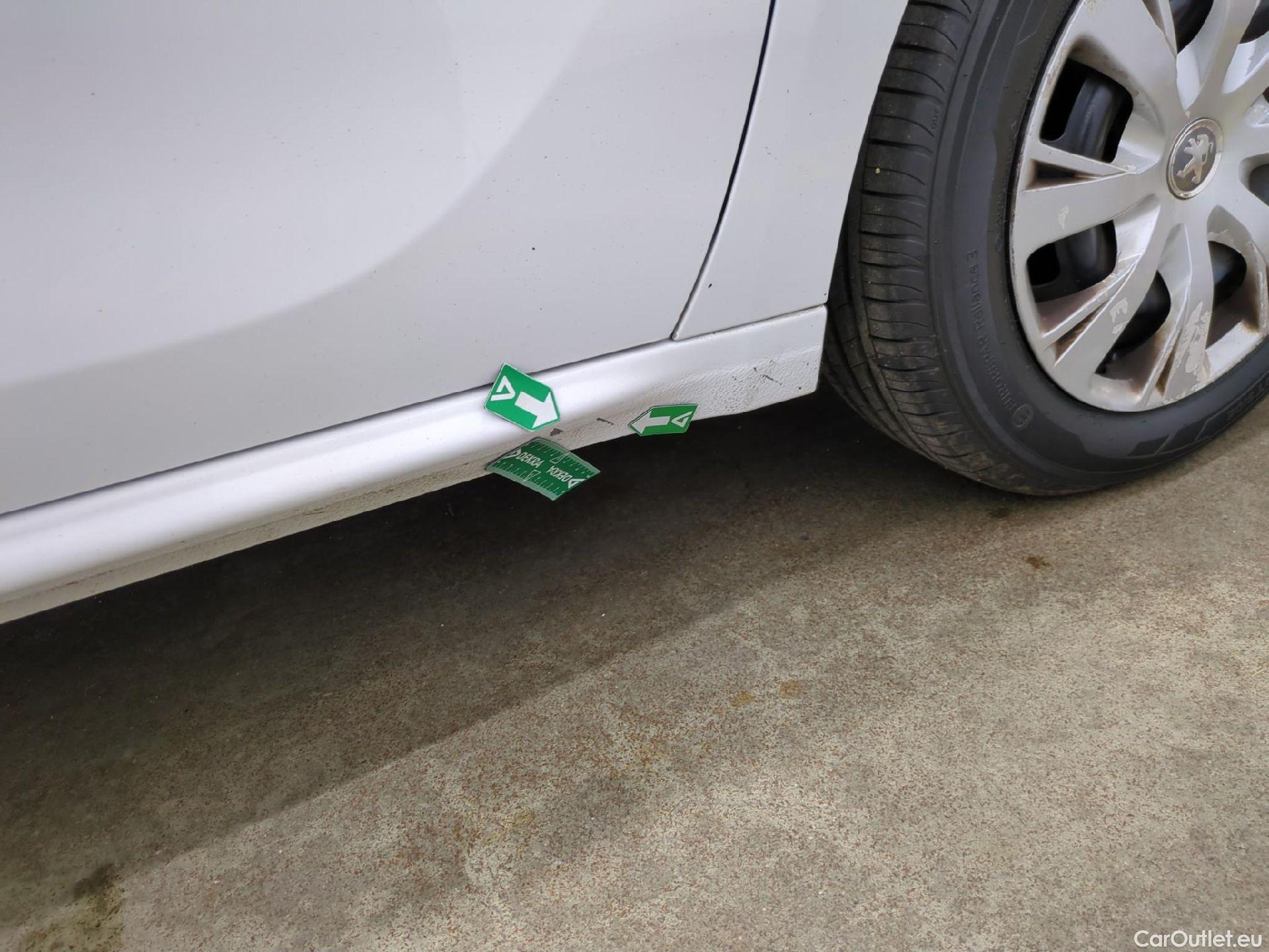  Peugeot  208  Affaire Premium Pack 1.5 HDi 100CV BVM5 E6dT #56