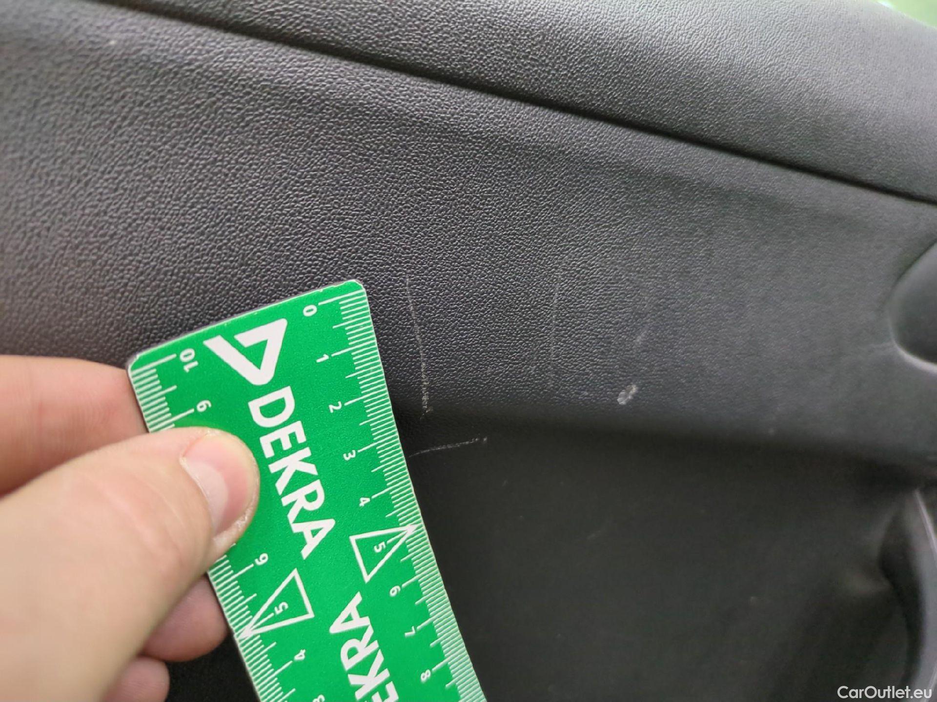  Peugeot  208  Affaire Premium Pack 1.5 HDi 100CV BVM5 E6dT #23