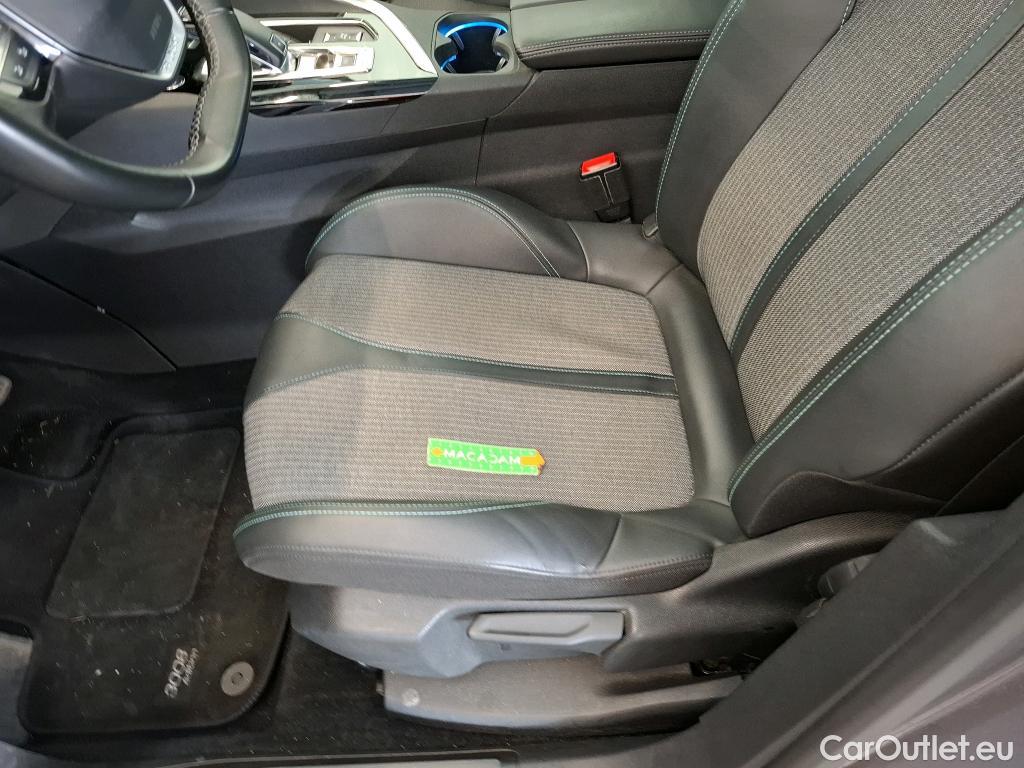  Peugeot  3008 PEUGEOT  / 2020 / 5P / SUV BlueHDi 130 S&S EAT8 Allure Pack #16