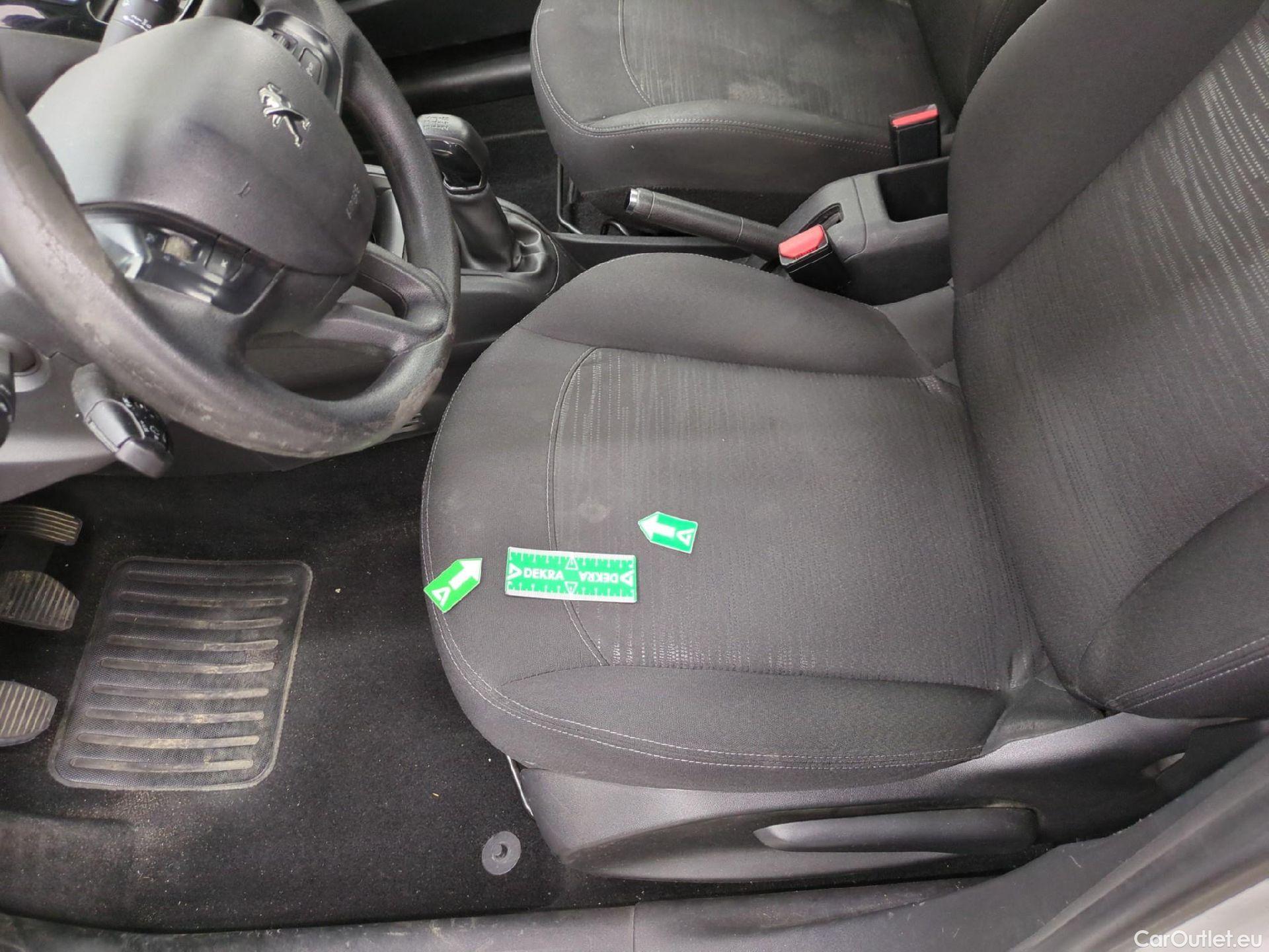  Peugeot  208  Affaire Premium Pack 1.5 HDi 100CV BVM5 E6dT #11