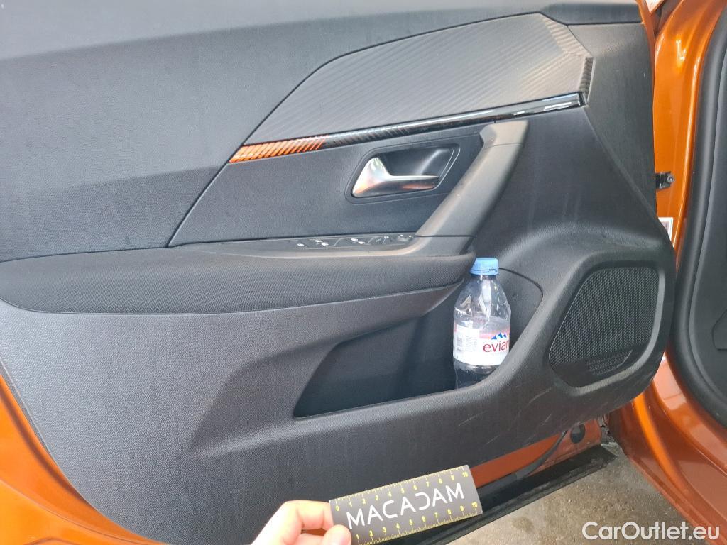  Peugeot  2008 PEUGEOT  / 2019 / 5P / Crossover PureTech 100 S&S ACTIVE BUSINESS #1