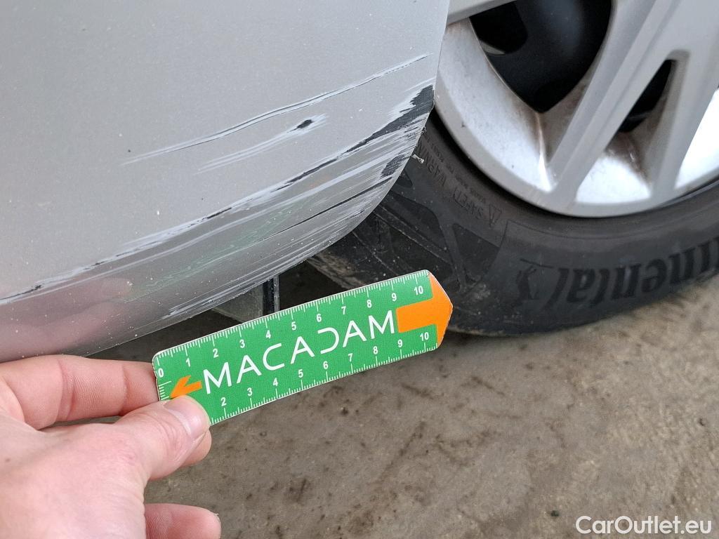  Ford  Fiesta FORD  / 2017 / 5P / Berline 1.0 EcoBoost 125 mHEV CONNECT BUSIN NAV #3