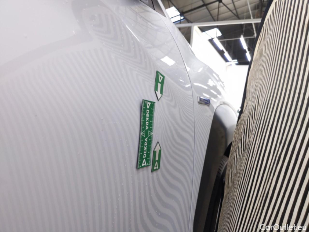  Hyundai  Konna HYUNDAI Kona / 2017 / 5P / SUV ELECTRIQUE 39 kWh 136 ch Intuitive #10