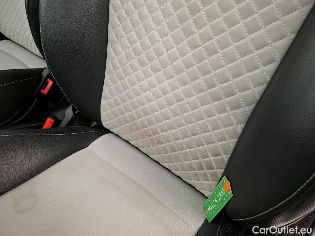  Fiat  500 FIAT   2015 3P Berline Hybrid 1.0 BSG 70 ch Dolcevita #24