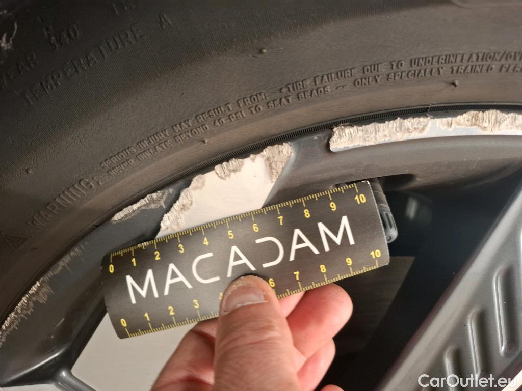  Hyundai  Tucson HYUNDAI  / 2020 / 5P / SUV 1.6 PHEV 265 HTRAC BUSINESS 4WD AUTO #19