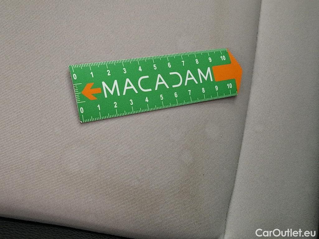  Fiat  500 FIAT   2015 3P Berline Hybrid 1.0 BSG 70 ch Dolcevita #23