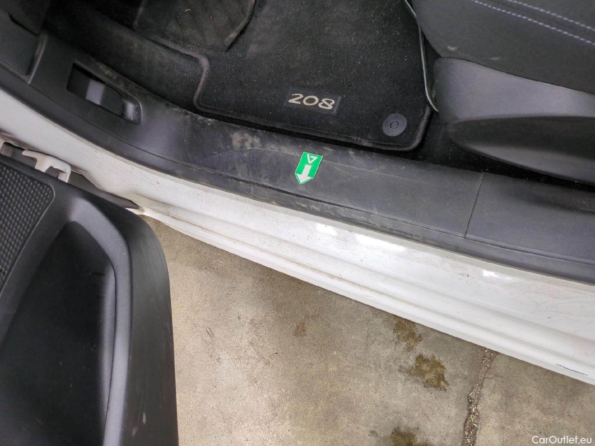  Peugeot  208  Affaire Premium Pack 1.5 HDi 100CV BVM5 E6dT #7