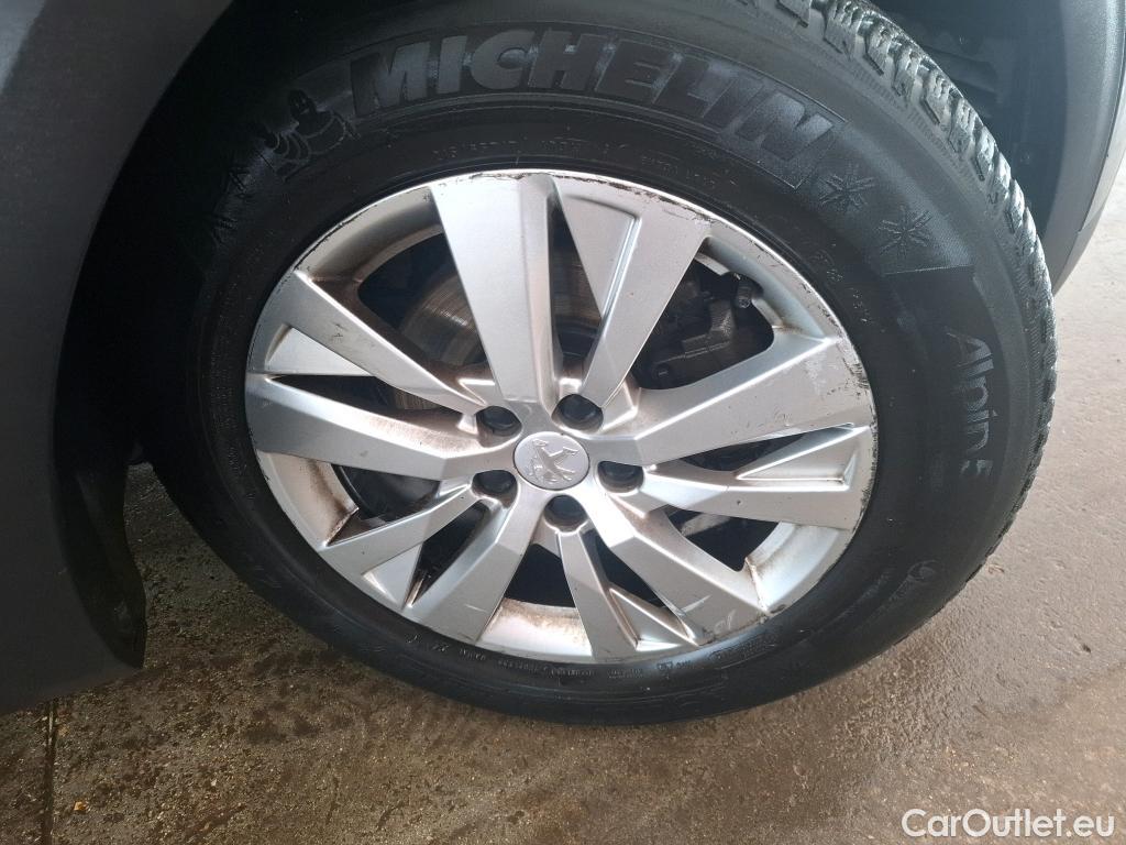  Peugeot  3008  Active Business 1.5 HDi 130CV BVA8 E6d #16