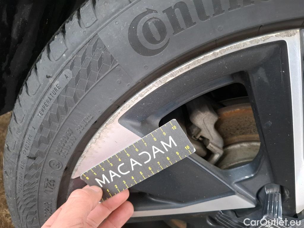  Peugeot  308 PEUGEOT  SW / 2021 / 5P / Break BlueHDi 130 EAT8 ALLURE PACK #48