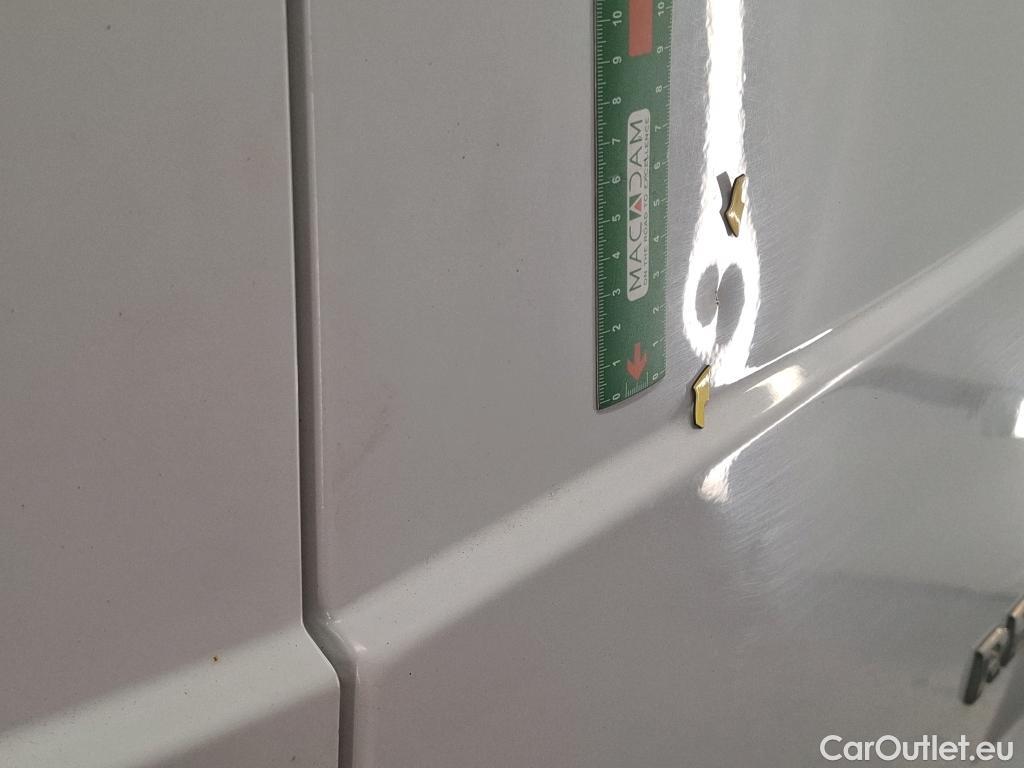  Renault  Trafic RENAULT  VU 4p Fourgon CA CF L1H1 1000 dCi 120 E6 #28