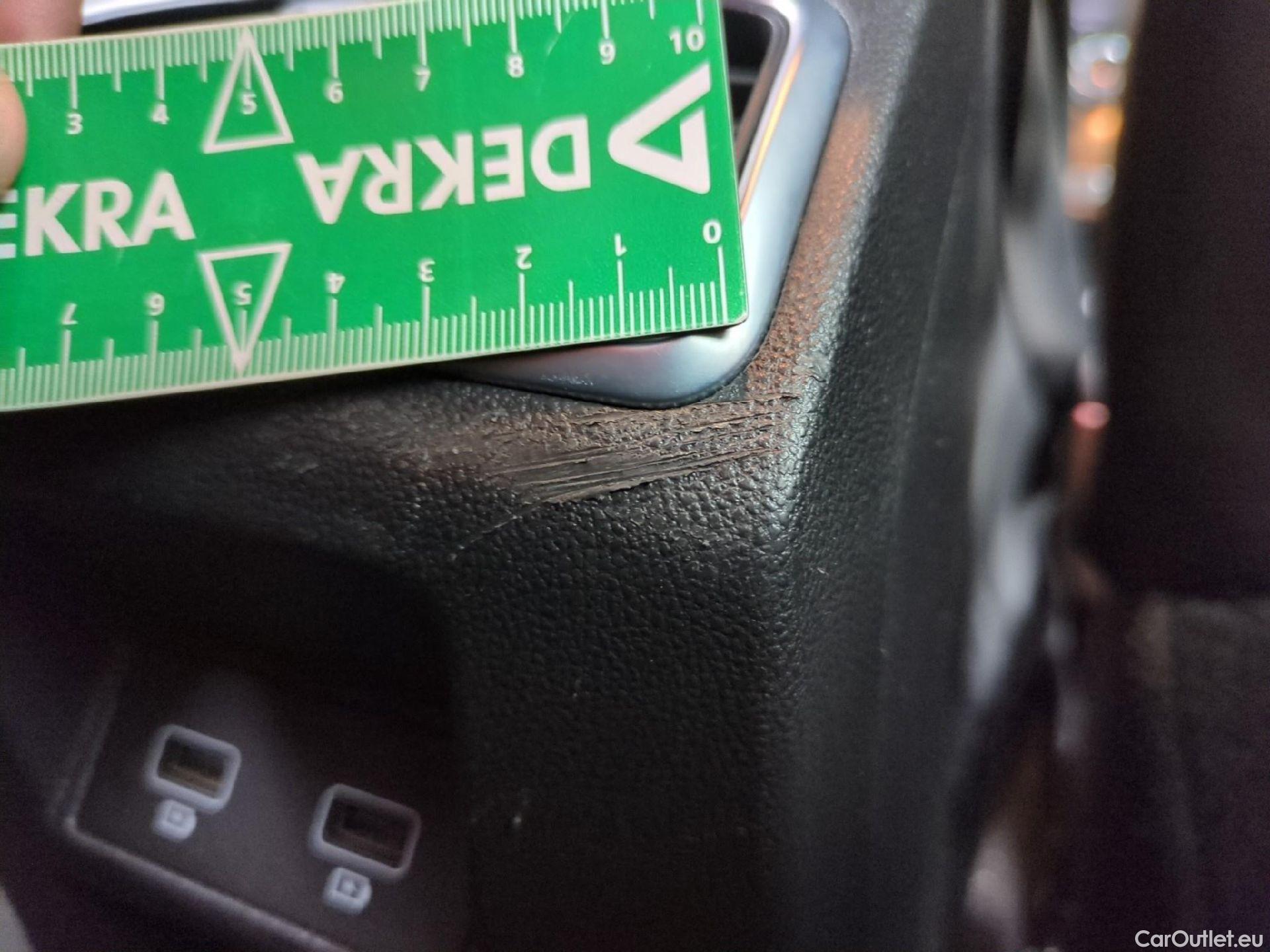  Renault  Megane  IV Berline 5 ptes. Business 1.5 dCi 115CV BVM6 E6d #3