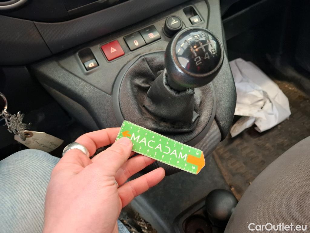  Peugeot  Partner  L1 Pack Clim NAV 1.6 HDi 75CV BVM5 E5 #67