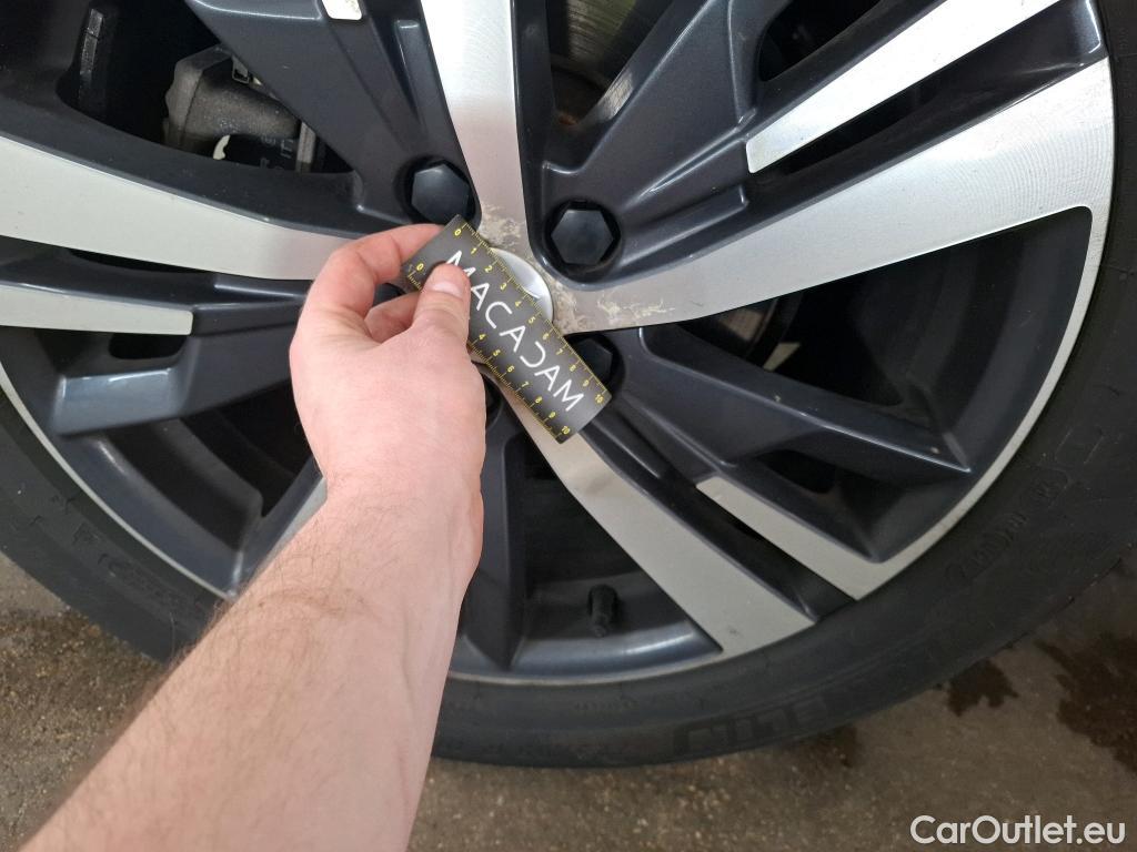  Peugeot  3008  GT Line 1.2 PureTech 130CV BVM6 E6d #46