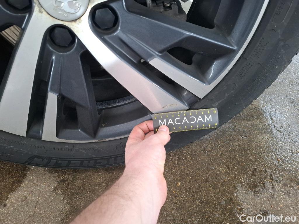  Peugeot  3008  GT Line 1.2 PureTech 130CV BVM6 E6d #39