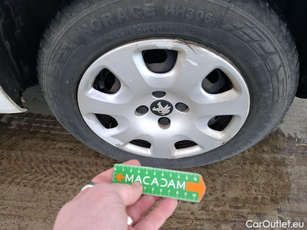  Peugeot  Partner  L1 Pack Clim NAV 1.6 HDi 75CV BVM5 E5 #63