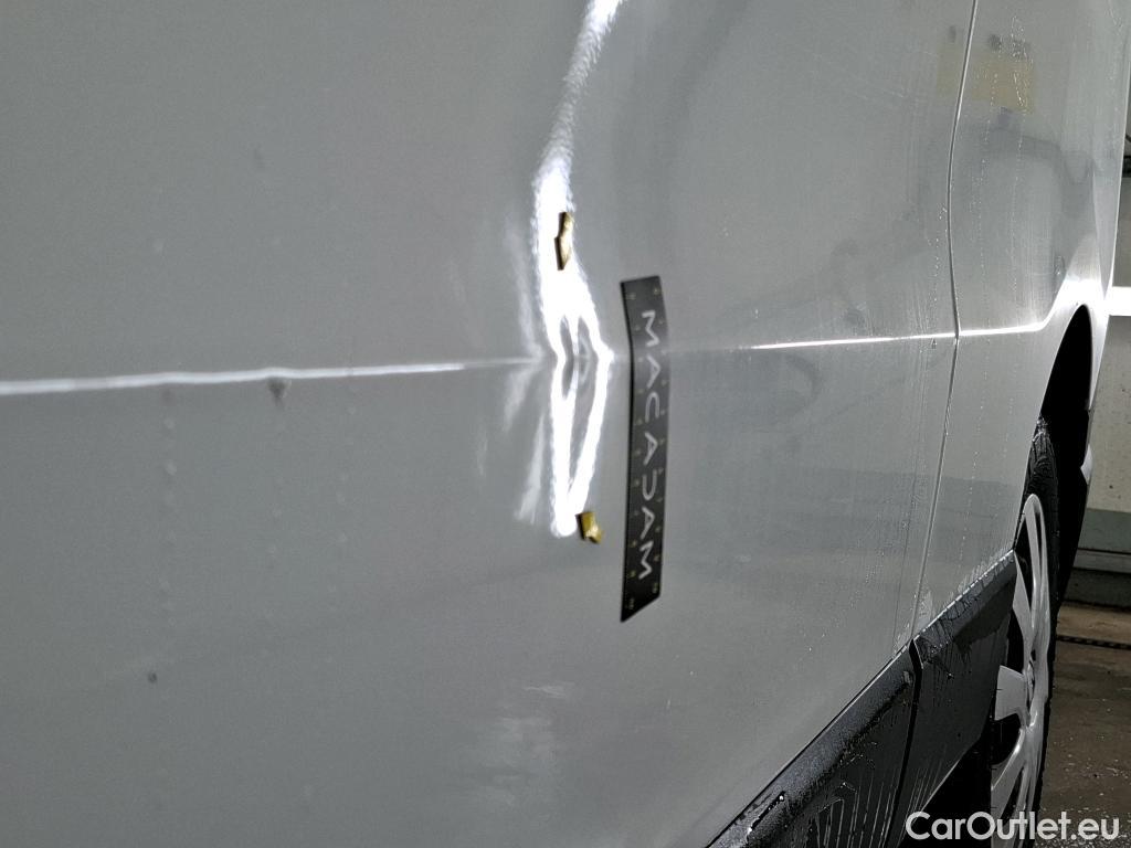  Renault  Trafic RENAULT  VU 4p Fourgon FG GCF L2H1 1300 dCi 120 #11