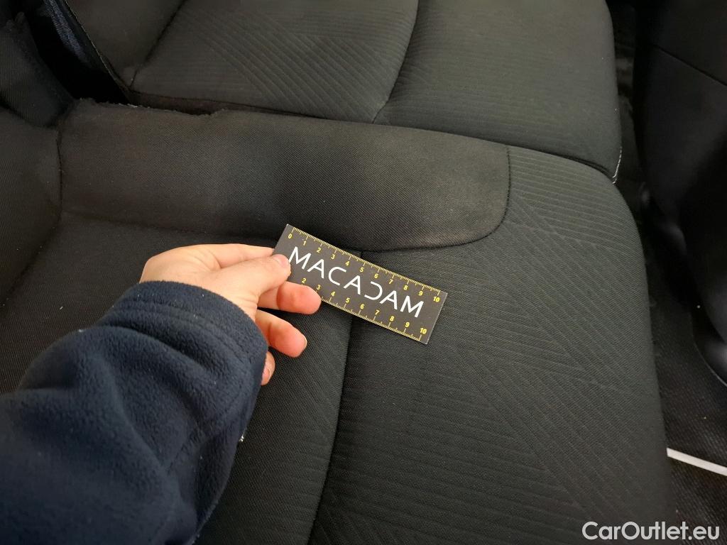  Renault  Trafic RENAULT  VU 4p Fourgon FG GCF L2H1 1300 dCi 120 #15