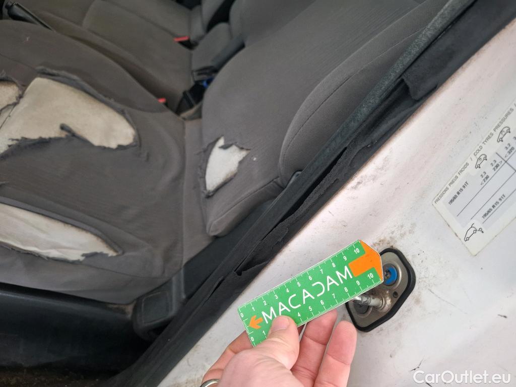  Peugeot  Partner  L1 Pack Clim NAV 1.6 HDi 75CV BVM5 E5 #39