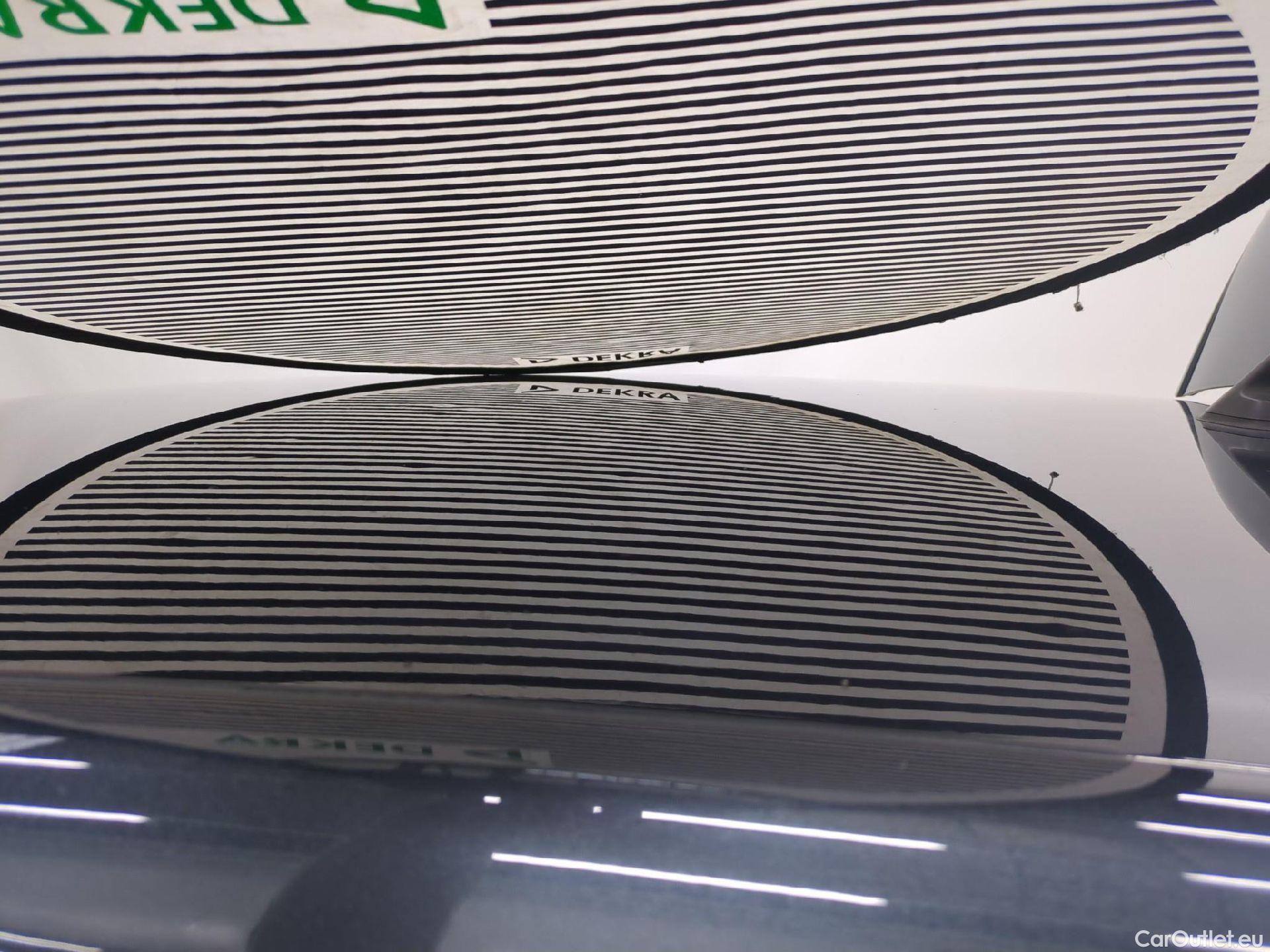  Renault  Megane  IV Berline 5 ptes. Business 1.5 dCi 115CV BVM6 E6d #18