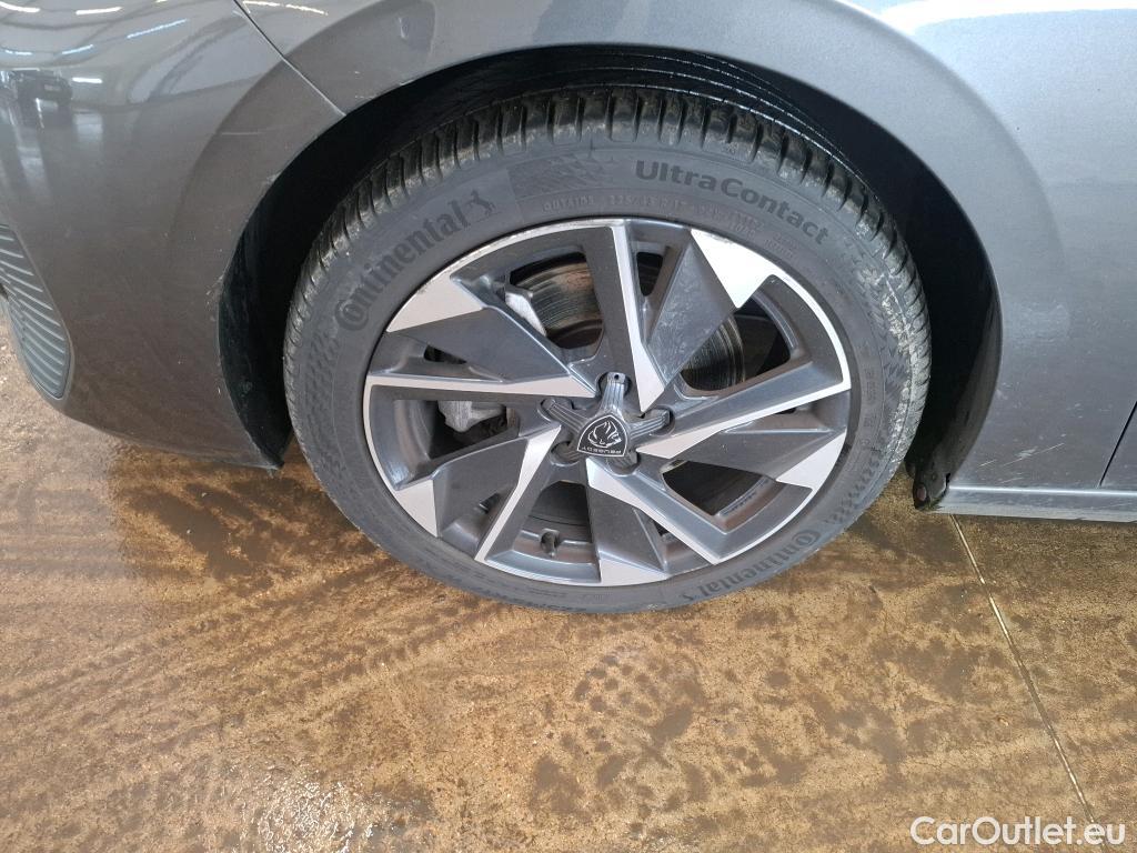  Peugeot  308 PEUGEOT  SW / 2021 / 5P / Break BlueHDi 130 EAT8 ALLURE PACK #30