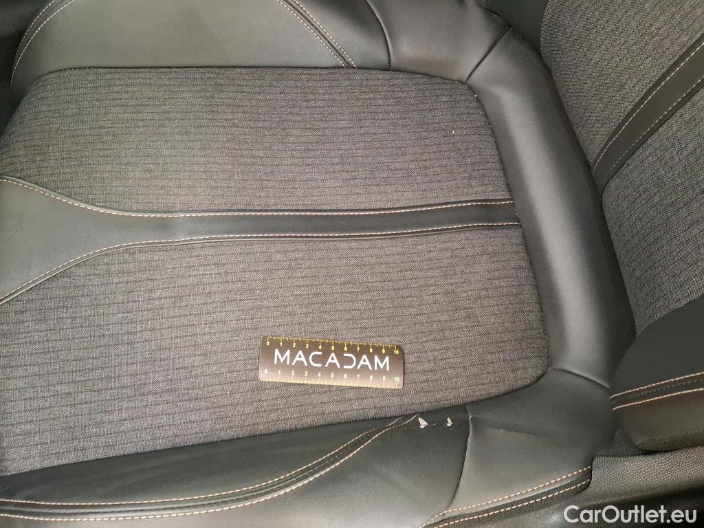  Peugeot  3008  GT Line 1.2 PureTech 130CV BVM6 E6d #26