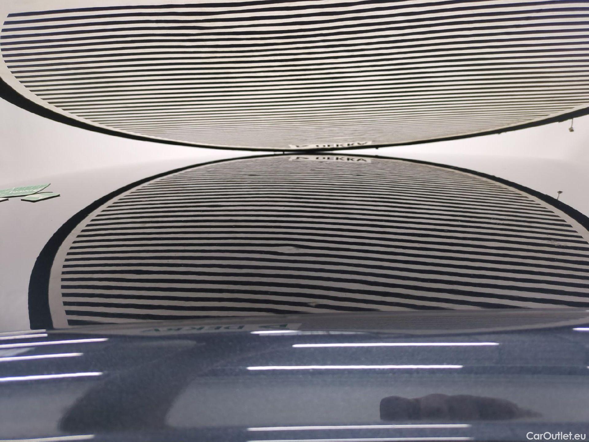  Renault  Megane  IV Berline 5 ptes. Business 1.5 dCi 115CV BVM6 E6d #17