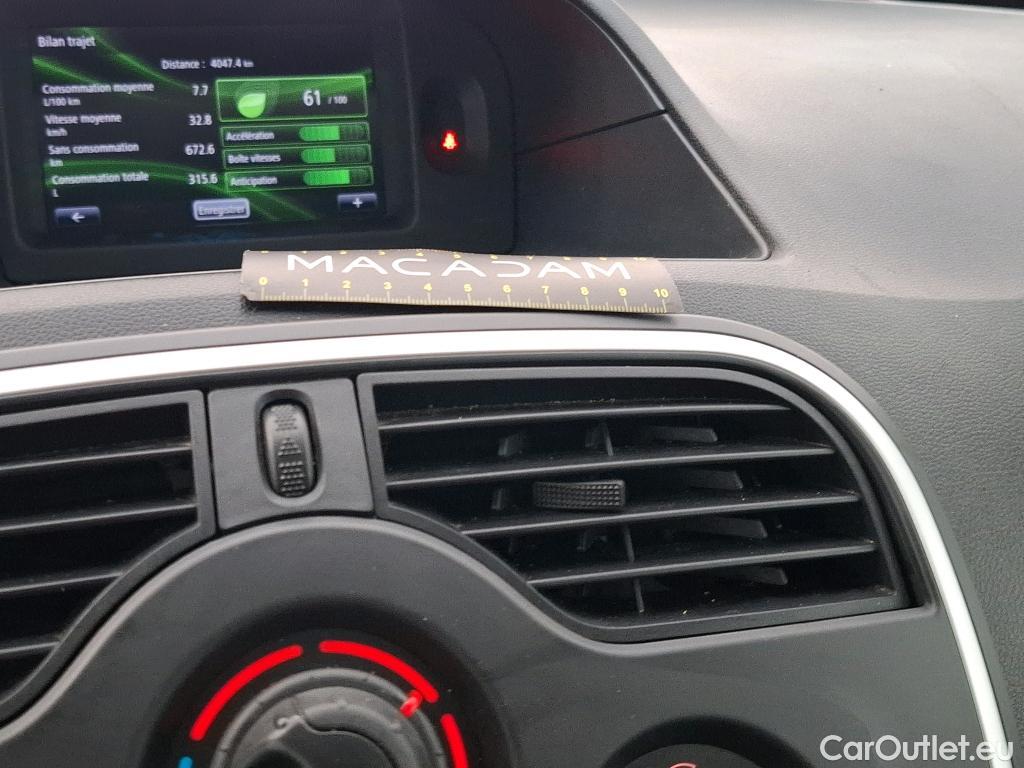  Renault  Kangoo  Express Maxi Extra (Série Spéciale) 1.5 #32