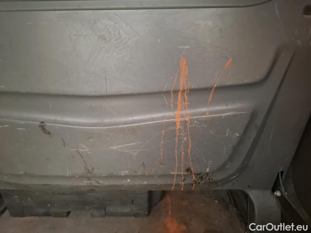  Renault  Trafic RENAULT  VU 4p Fourgon CA CF L1H1 1000 dCi 120 E6 #18