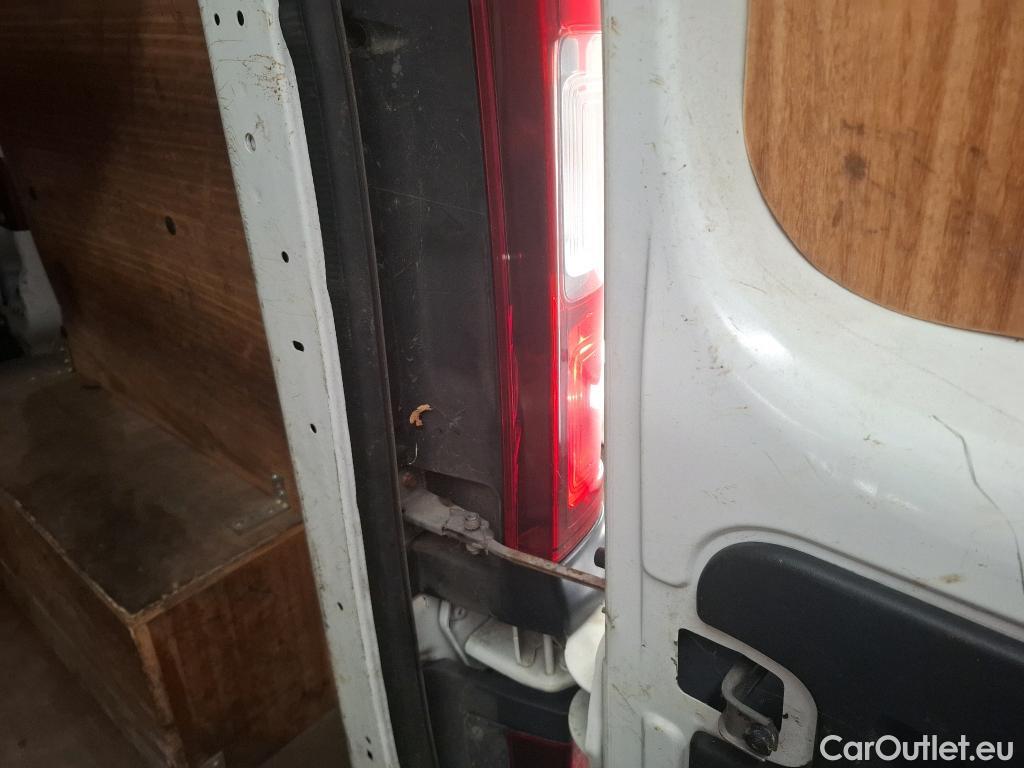  Renault  Trafic RENAULT  VU 4p Fourgon CA CF L1H1 1000 dCi 120 E6 #20