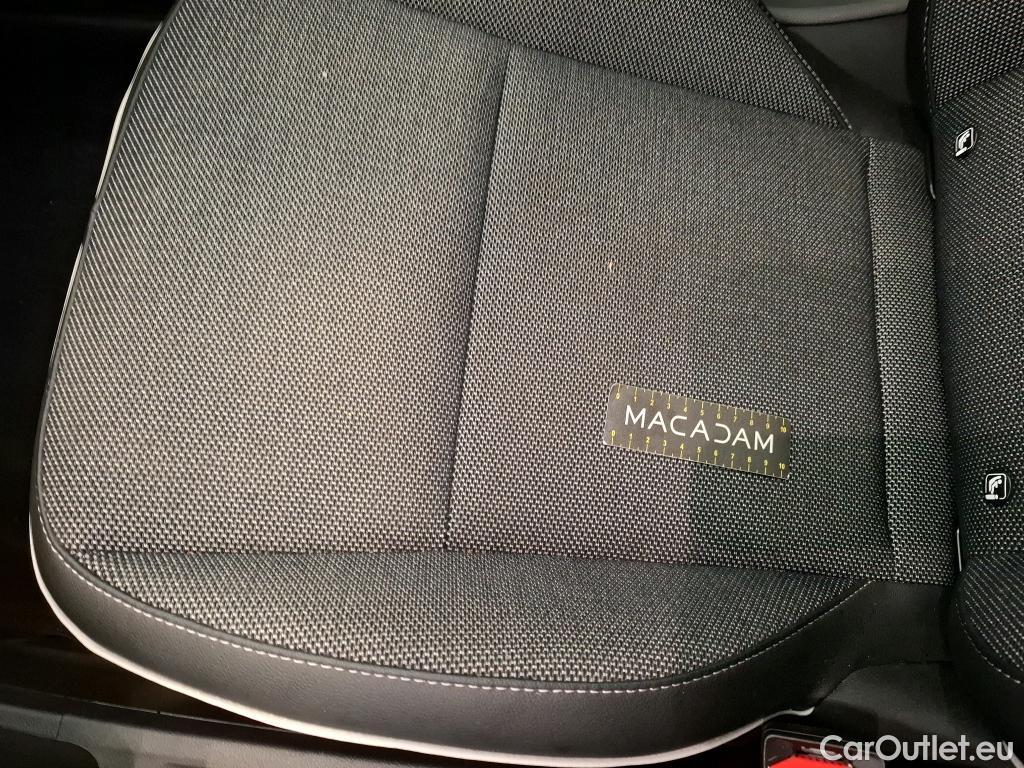  Renault  Captur  II Techno 1.6 E-TECH Hybrid 145CV BVA6 E6d #8