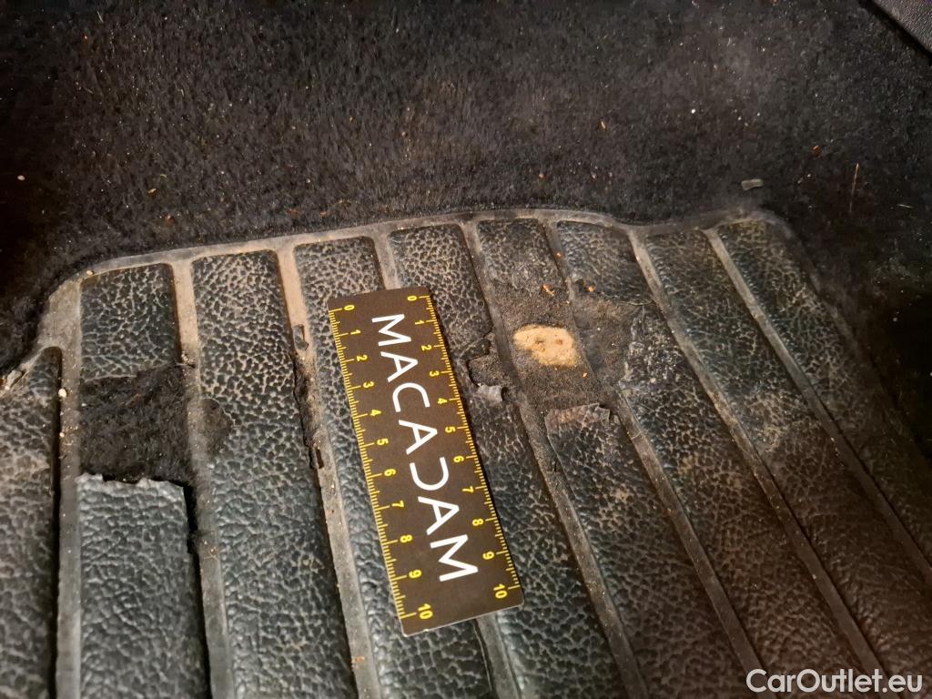  Renault  Kadjar RENAULT  / 2018 / 5P / Crossover Business TCe 140 FAP - 21 #4