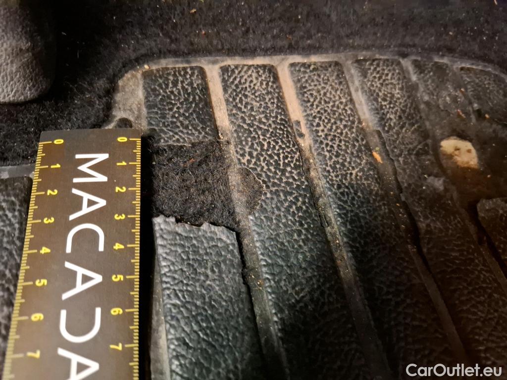  Renault  Kadjar RENAULT  / 2018 / 5P / Crossover Business TCe 140 FAP - 21 #2