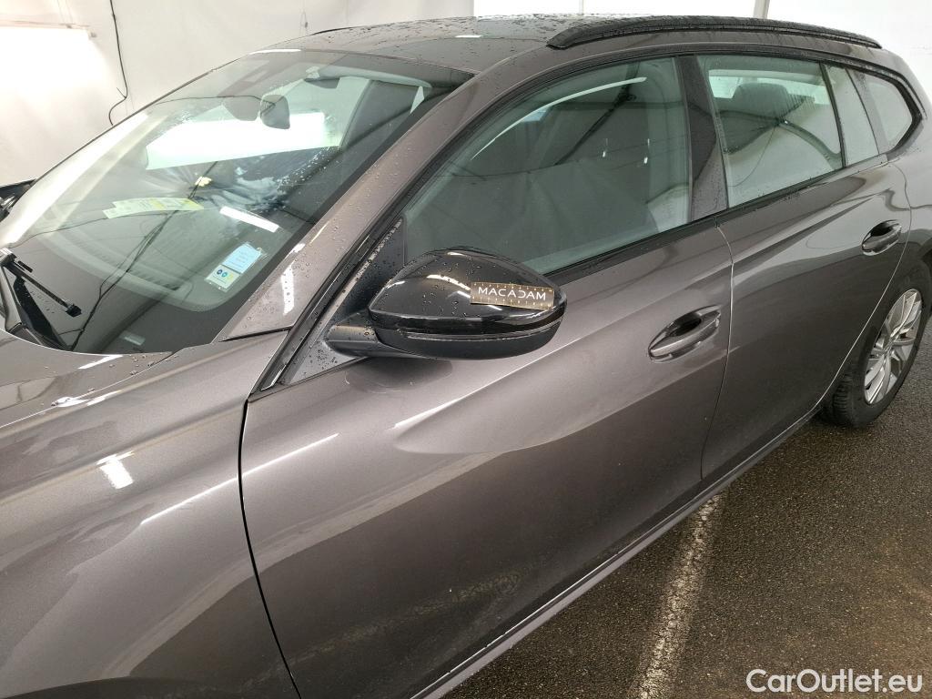  Peugeot  508 PEUGEOT  SW / 2018 / 5P / Break BlueHDi 130 S&S EAT8 Active Pack #35