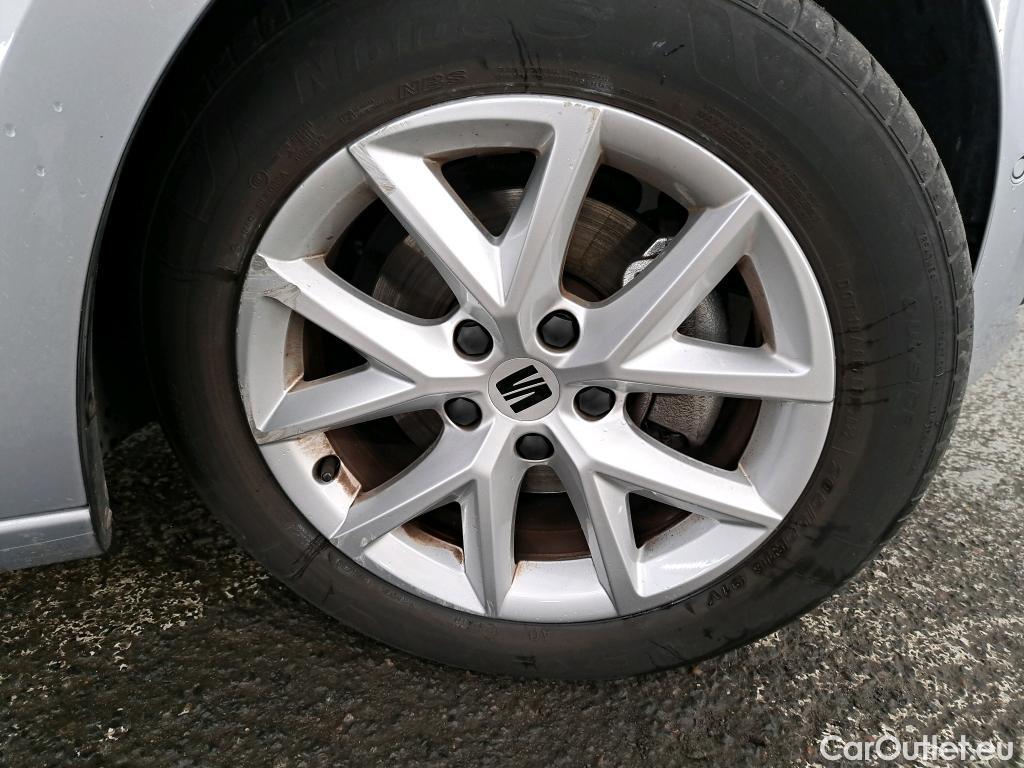  Seat  Leon SEAT  / 2020 / 5P / Berline 1.0 TSI 110 S&S Style Business #4