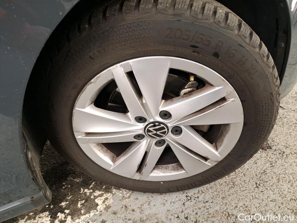  Volkswagen  Golf  VOLKSWAGEN / 2020 / 5P / Berline 2.0 TDI SCR 115 DSG7 Life Busi #8