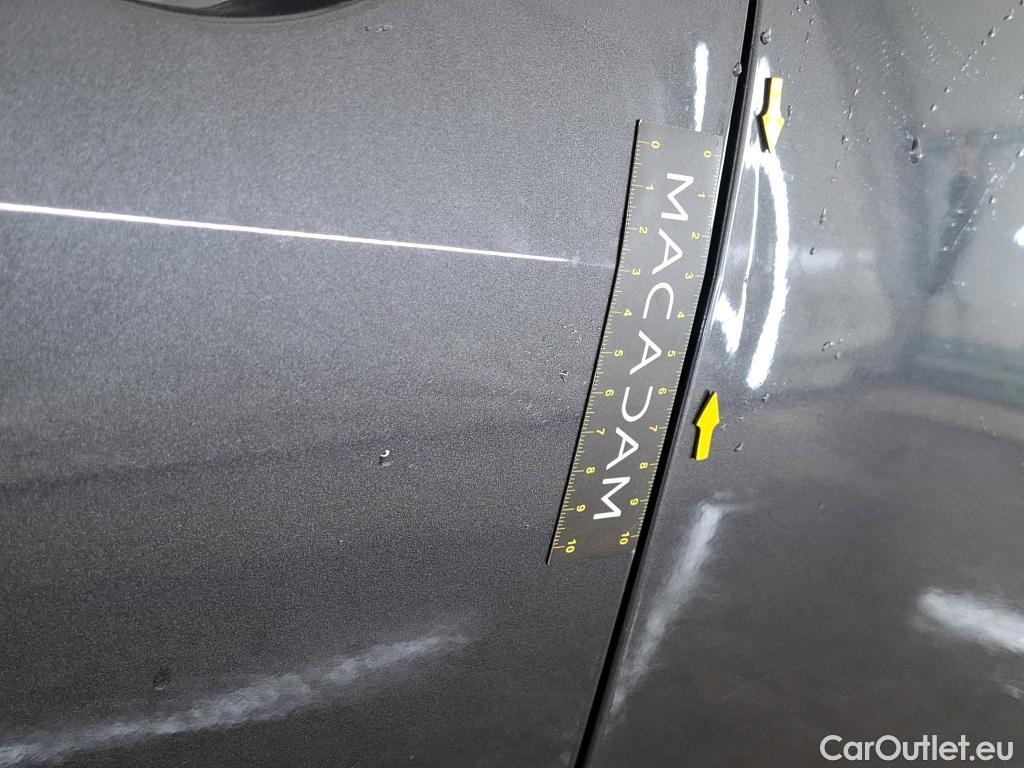  Toyota  Yaris TOYOTA  Hybride / 2019 / 5P / Berline Hybride 116h France Business Stage Acad #2