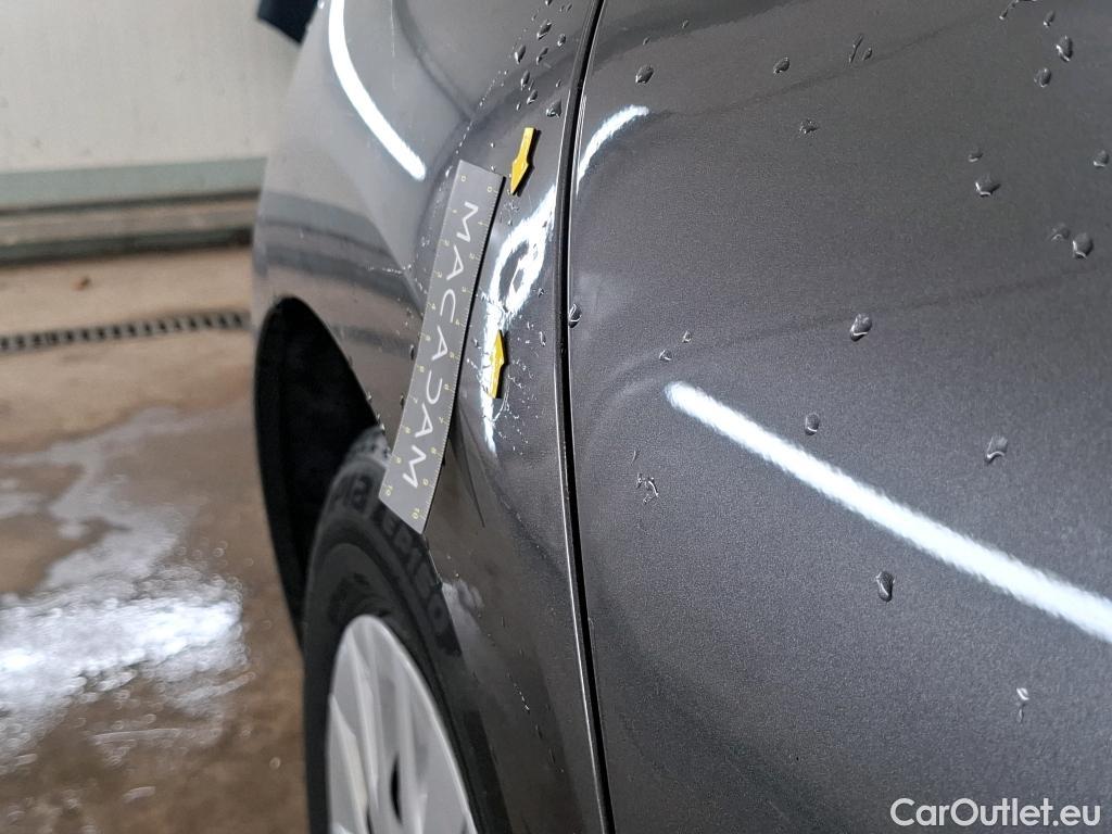  Toyota  Yaris TOYOTA  Hybride / 2019 / 5P / Berline Hybride 116h France Business Stage Acad #22